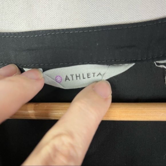 Athleta Black V-Neck Light Weight Long Sleeve Printed Swim Coverup S - Picture 4 of 4